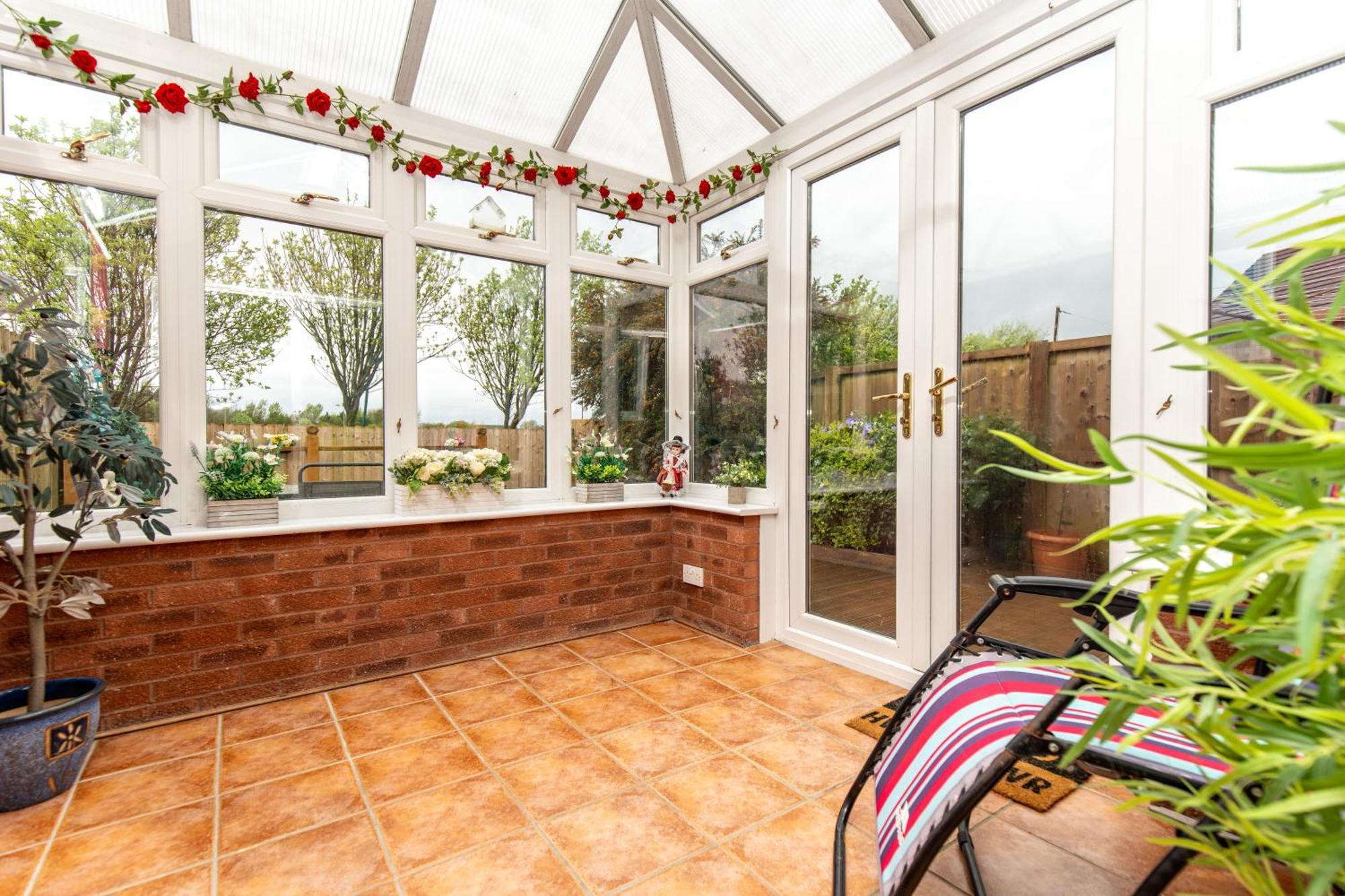 Comfortable And Spacious Superb Holiday Home In Llanelli, Dog Friendly Esterno foto